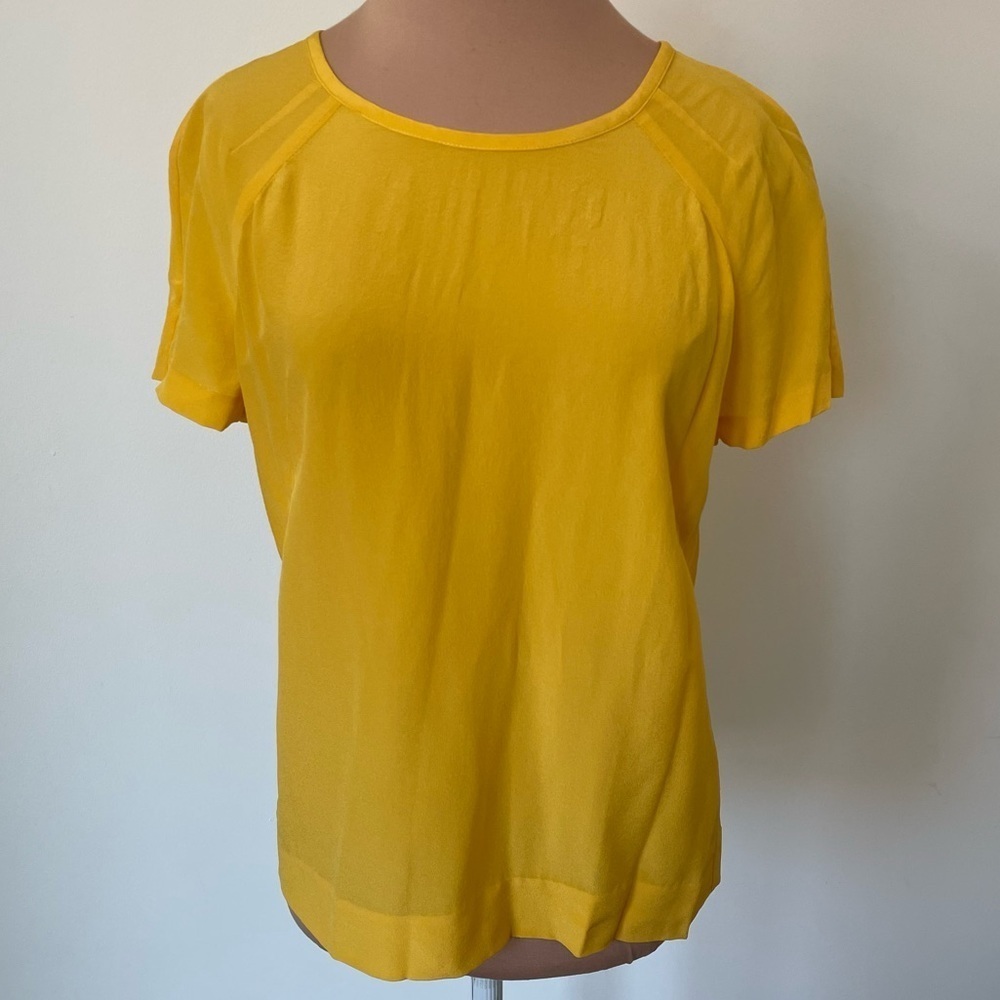Tory Burch Alexandra Silk Crepe Short Sleeve Back Zip Crewneck Yellow Blouse 2